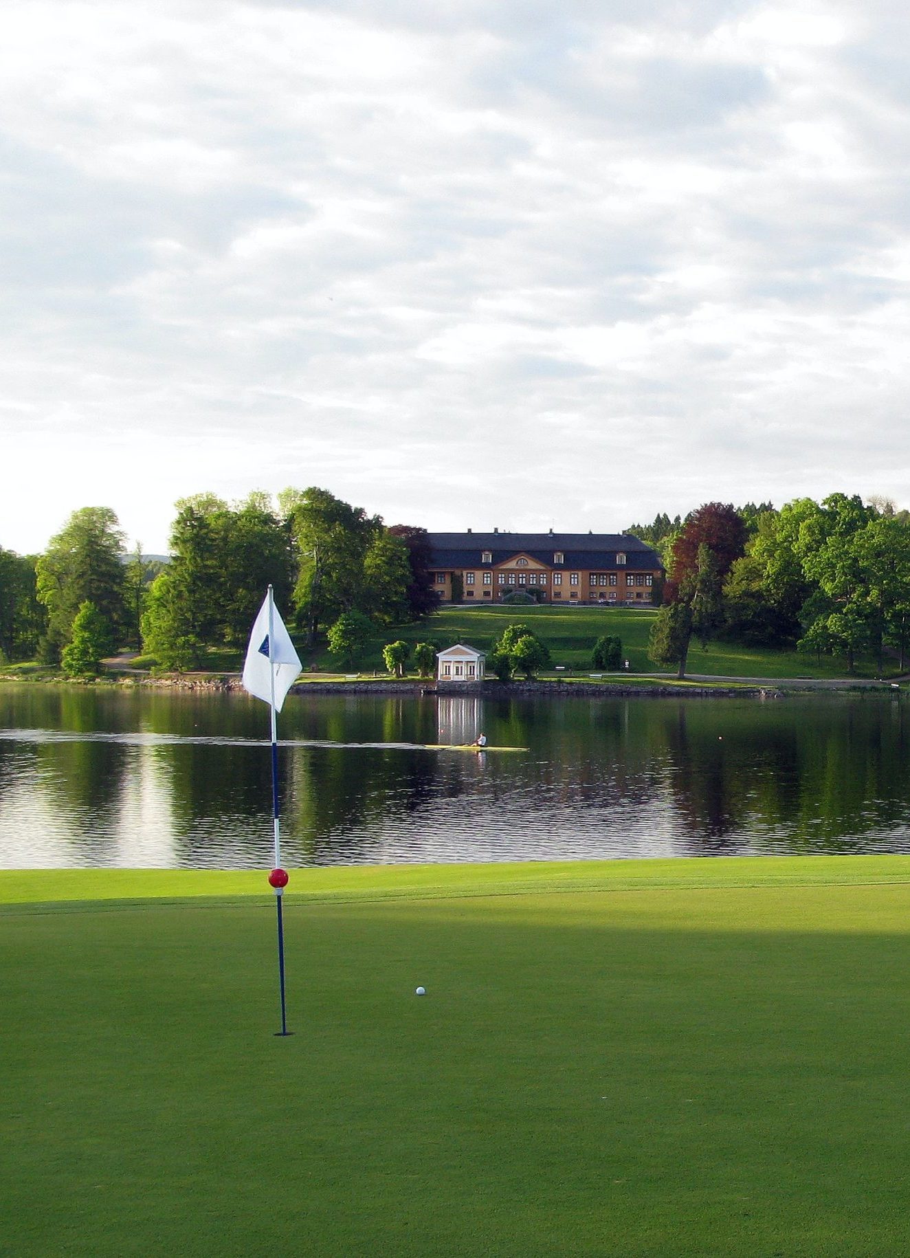 DreamShot Golf_Club House